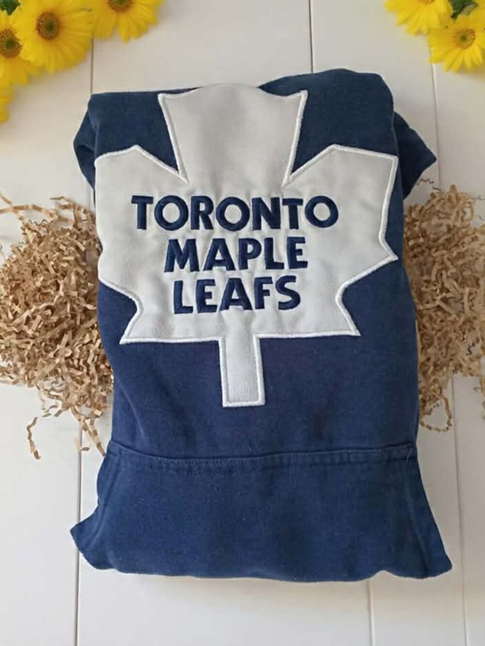 Vintage Y2K-Era Navy Blue Toronto Maple Leafs NHL Hoodie Size Large